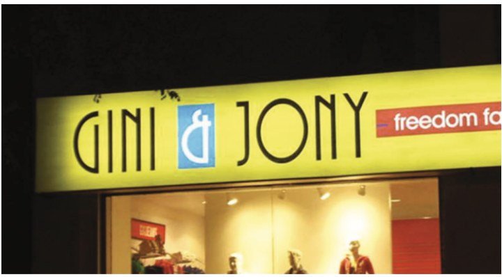 Illuminated storefront signage